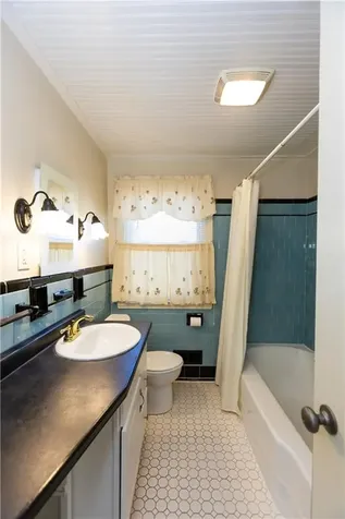 46 Bliss Street East Providence RI 02914