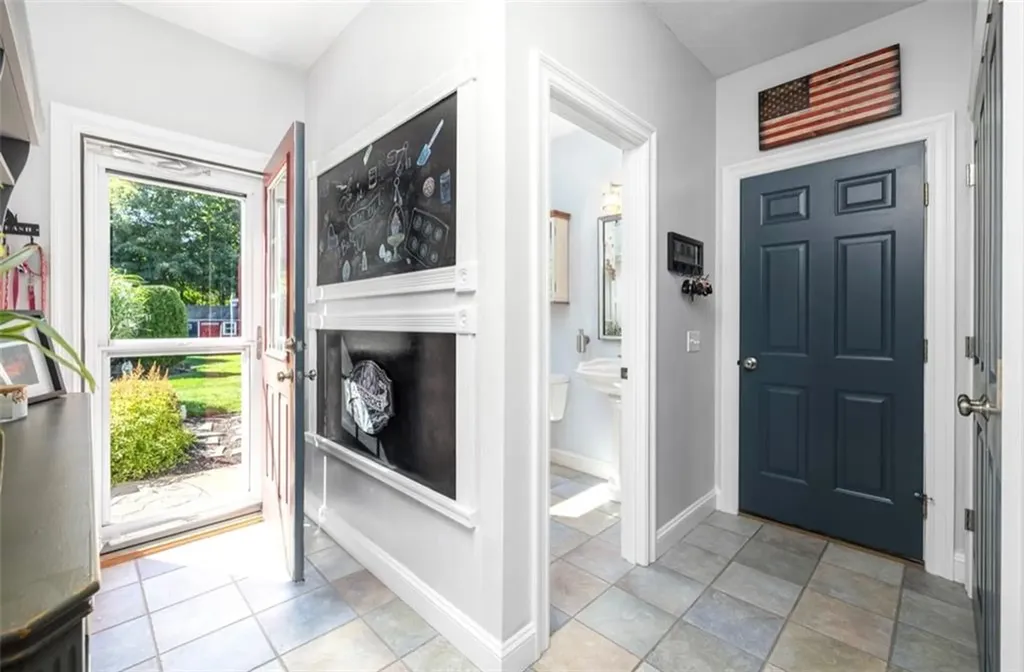 8 Mason Drive Cumberland RI 02864