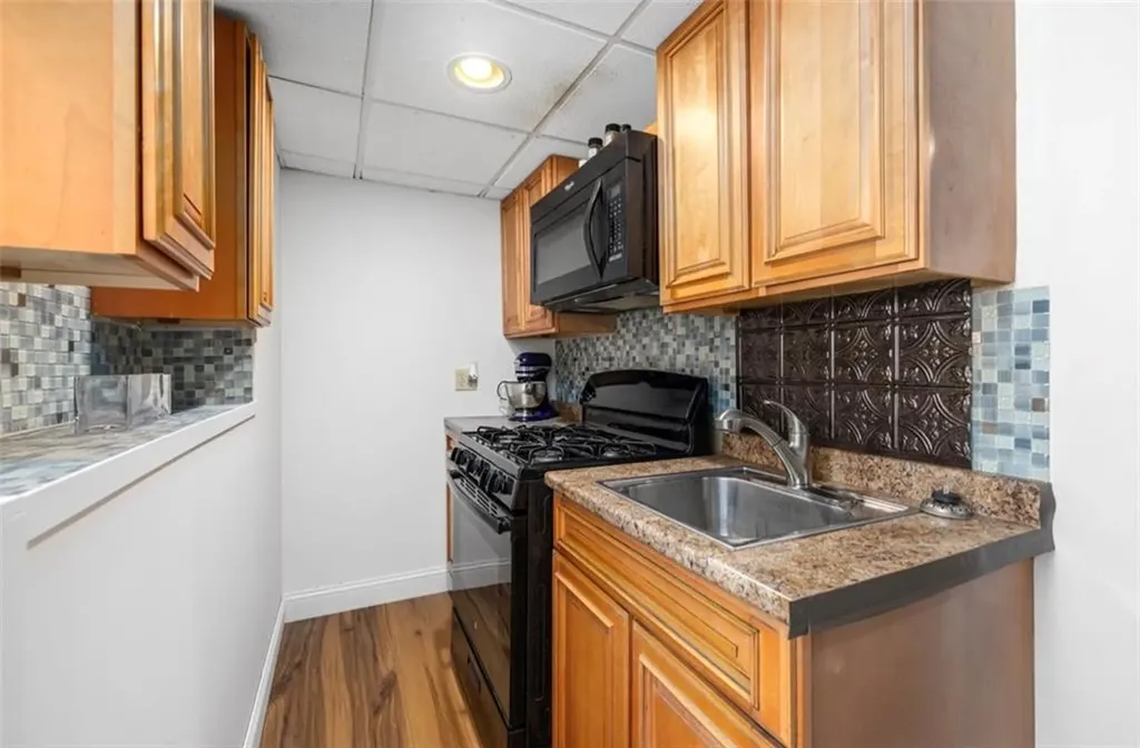 8 Mason Drive Cumberland RI 02864