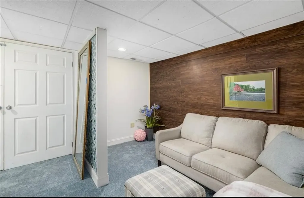 8 Mason Drive Cumberland RI 02864