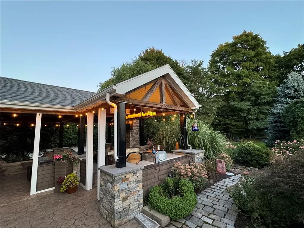 8 Mason Drive Cumberland RI 02864