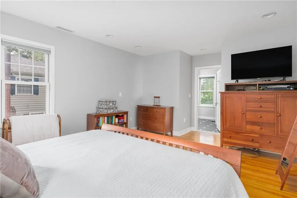 70 Wingate Road Providence RI 02906