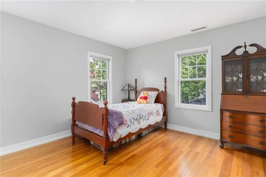 70 Wingate Road Providence RI 02906