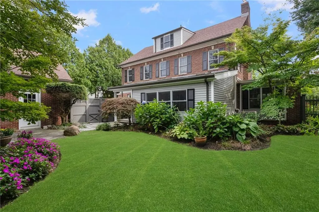 70 Wingate Road Providence RI 02906