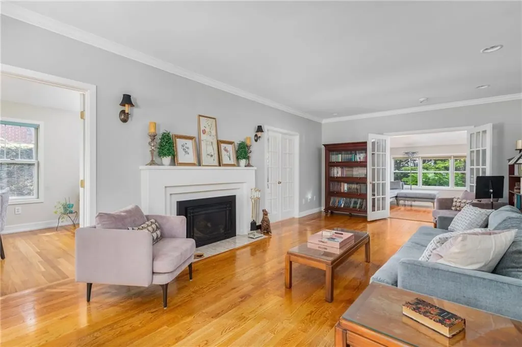 70 Wingate Road Providence RI 02906