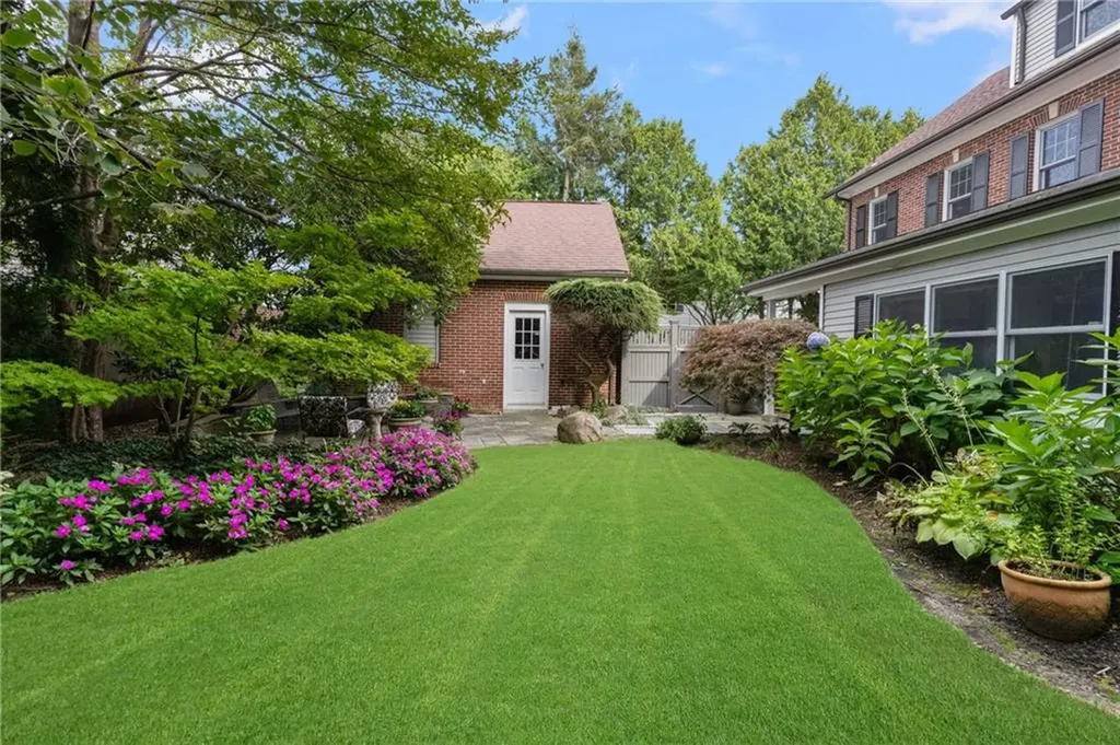 70 Wingate Road Providence RI 02906