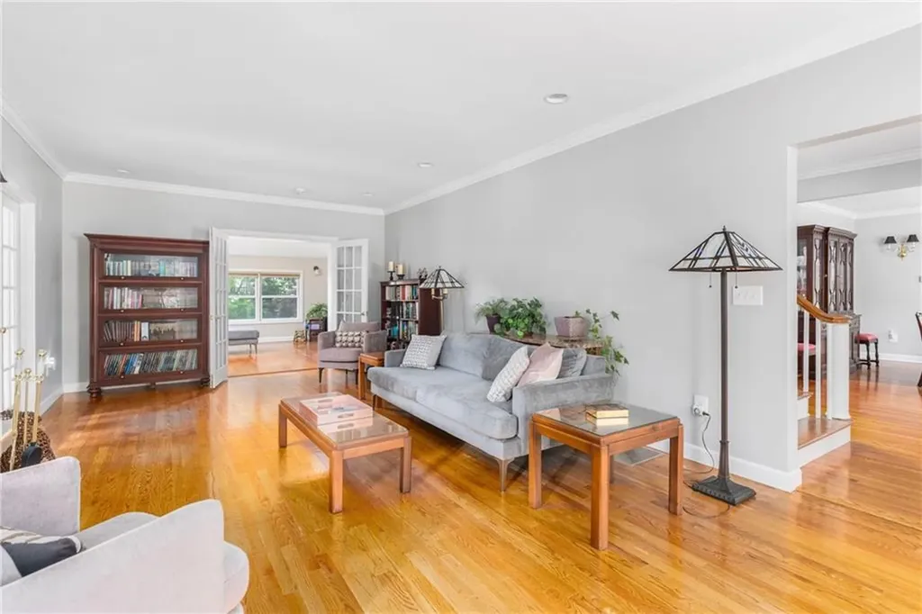 70 Wingate Road Providence RI 02906