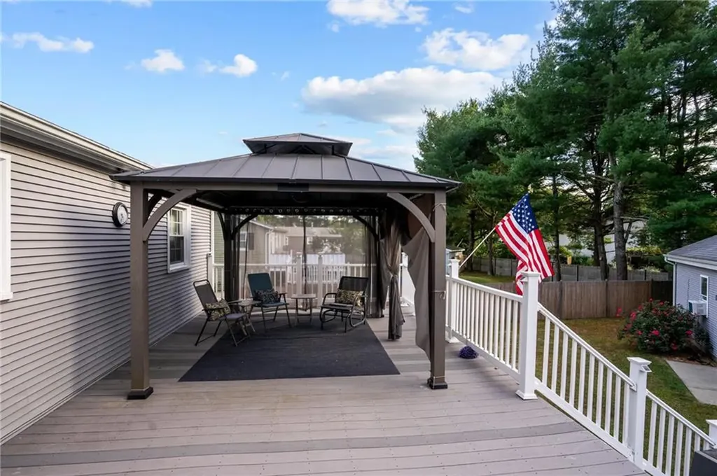 9 Lawnwood Road Coventry RI 02816