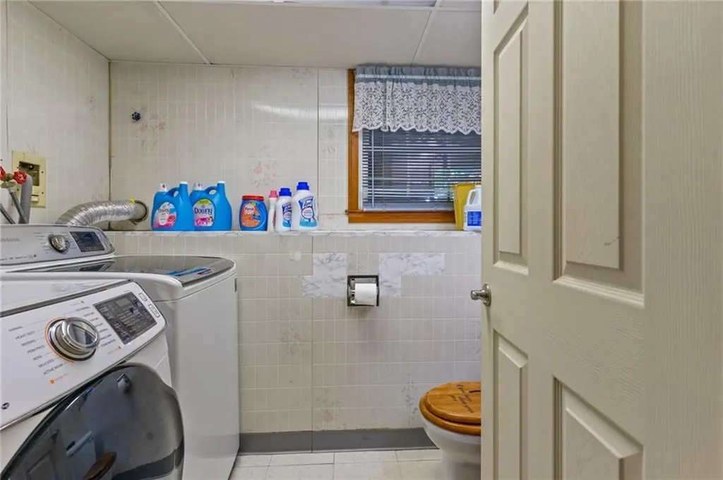 9 Lawnwood Road Coventry RI 02816
