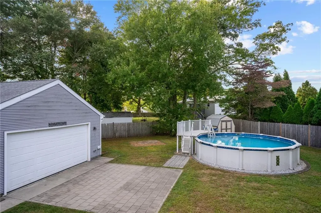 9 Lawnwood Road Coventry RI 02816