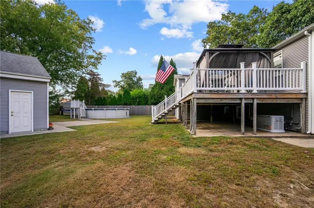 9 Lawnwood Road Coventry RI 02816