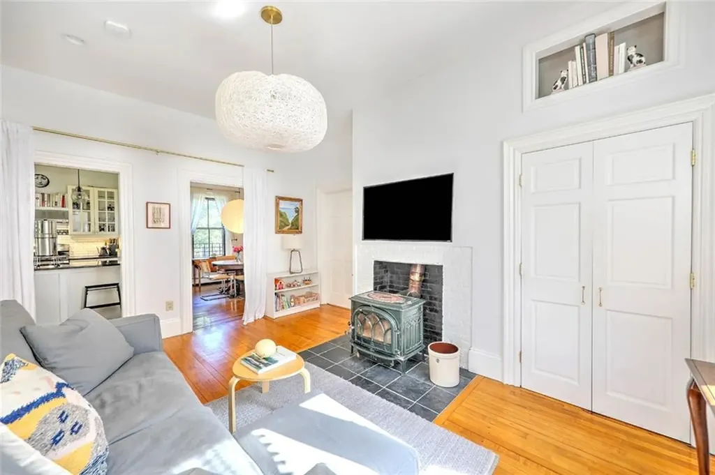 73 Harrison Street Providence RI 02909