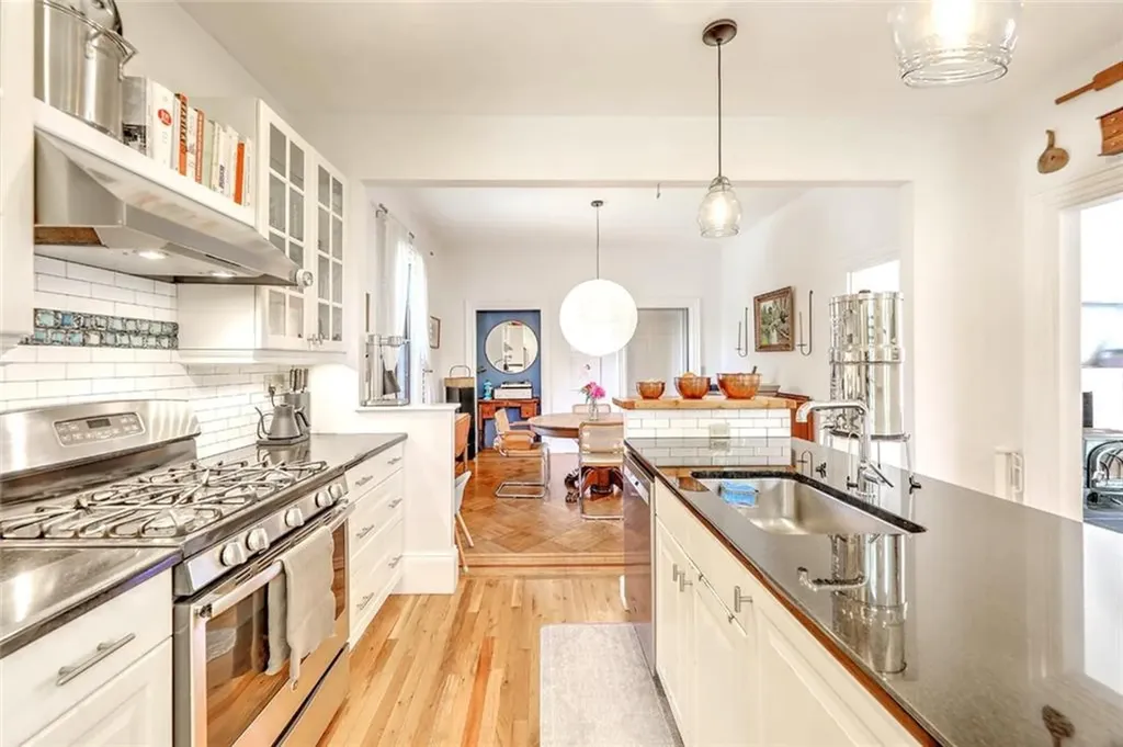 73 Harrison Street Providence RI 02909