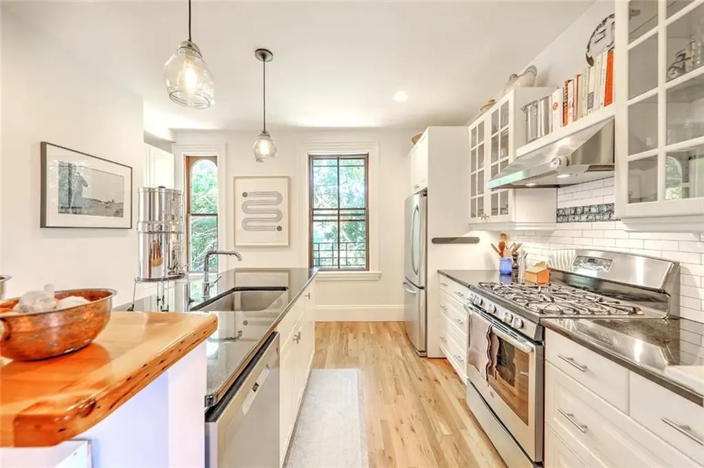 73 Harrison Street Providence RI 02909