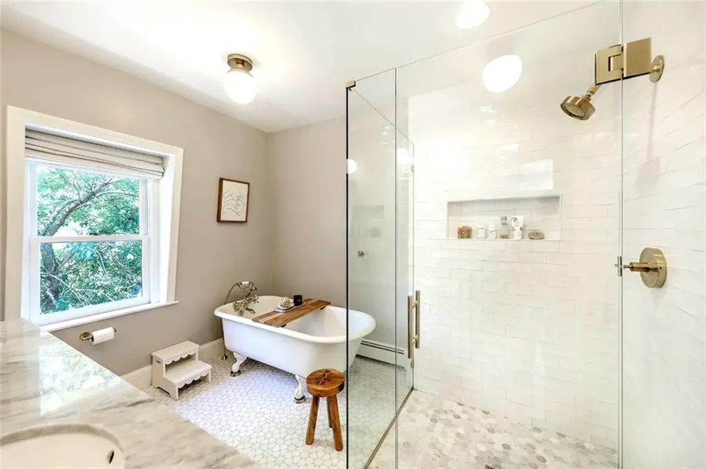 73 Harrison Street Providence RI 02909