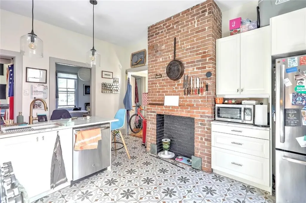 73 Harrison Street Providence RI 02909
