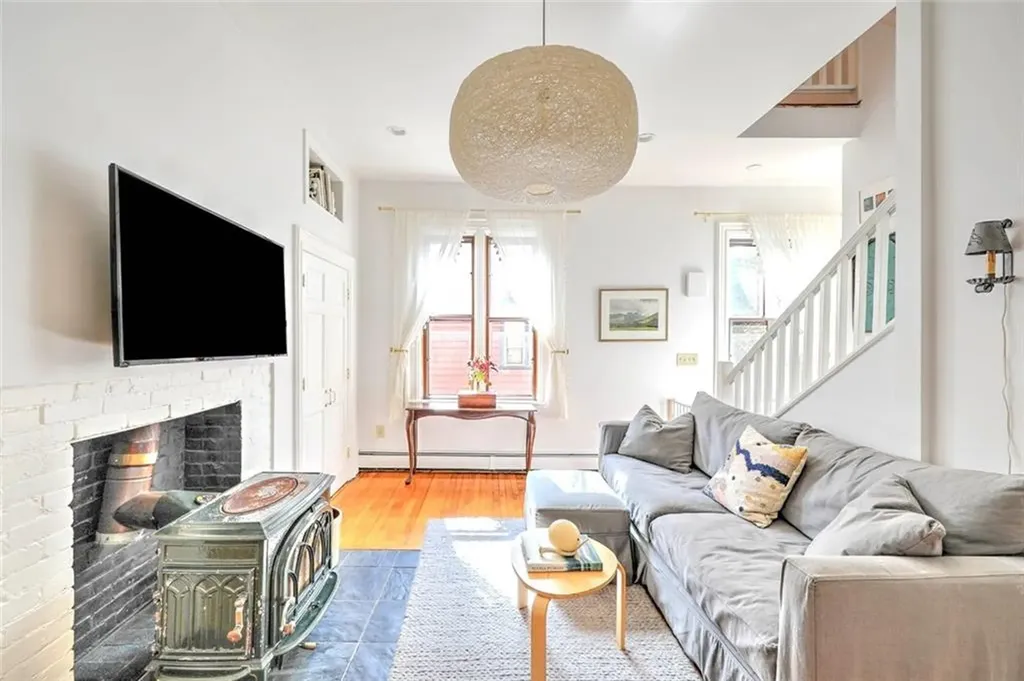 73 Harrison Street Providence RI 02909
