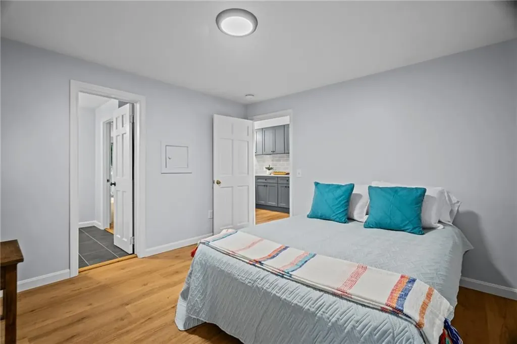 106 108 Forand Lane Tiverton RI 02878