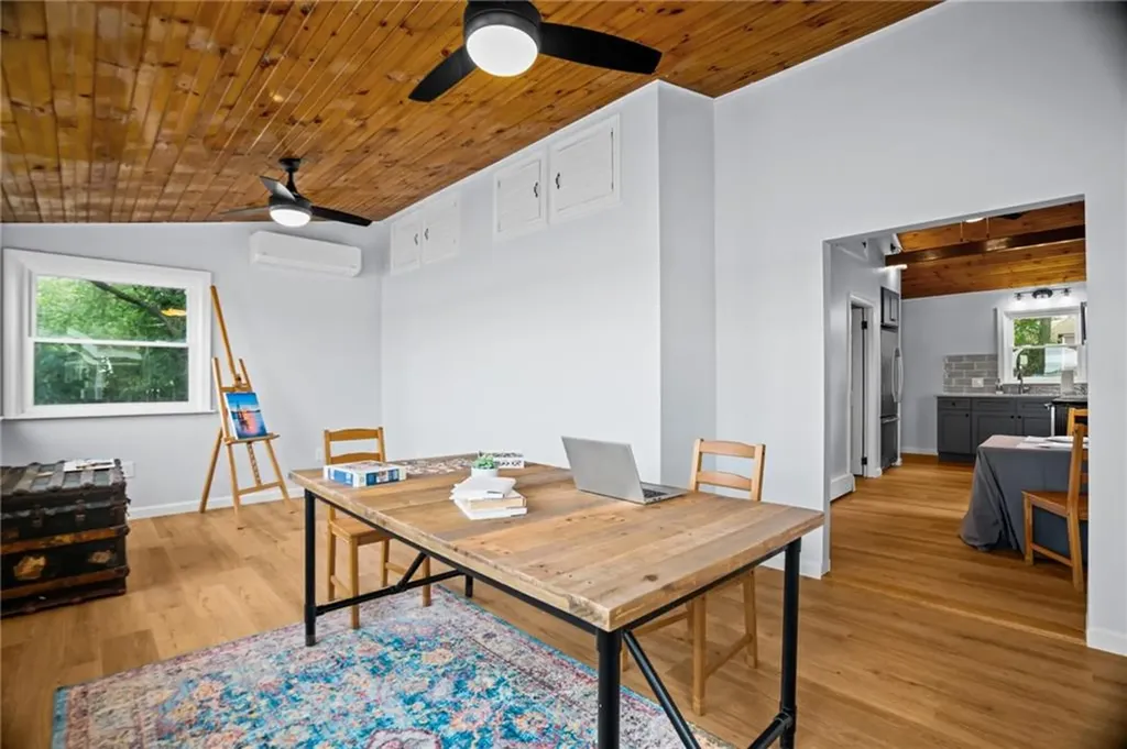106 108 Forand Lane Tiverton RI 02878