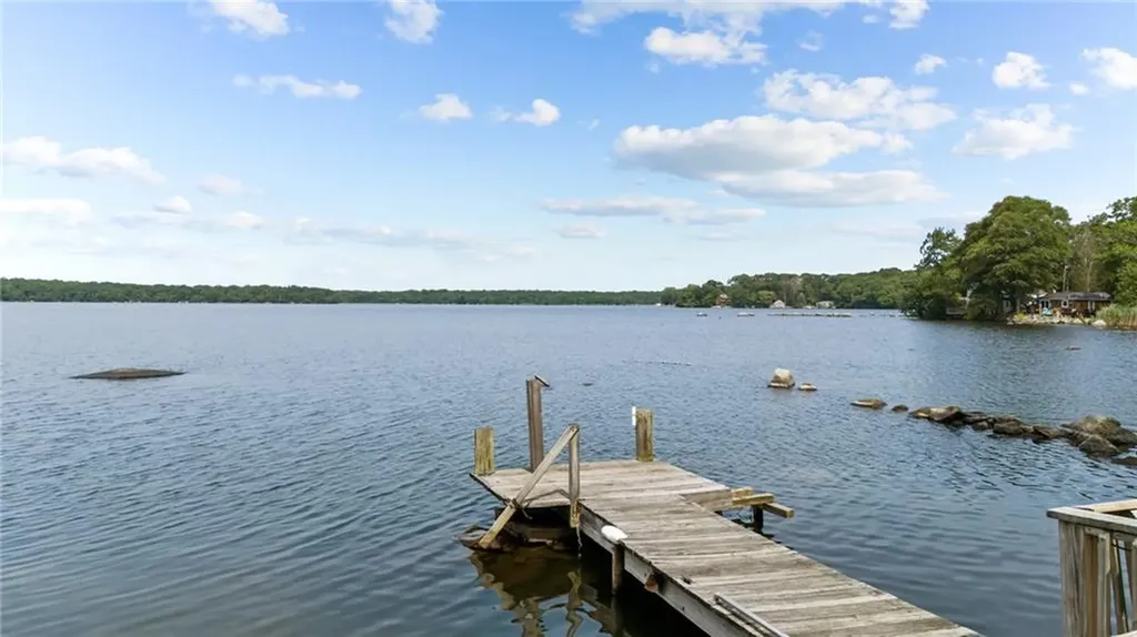 106 108 Forand Lane Tiverton RI 02878