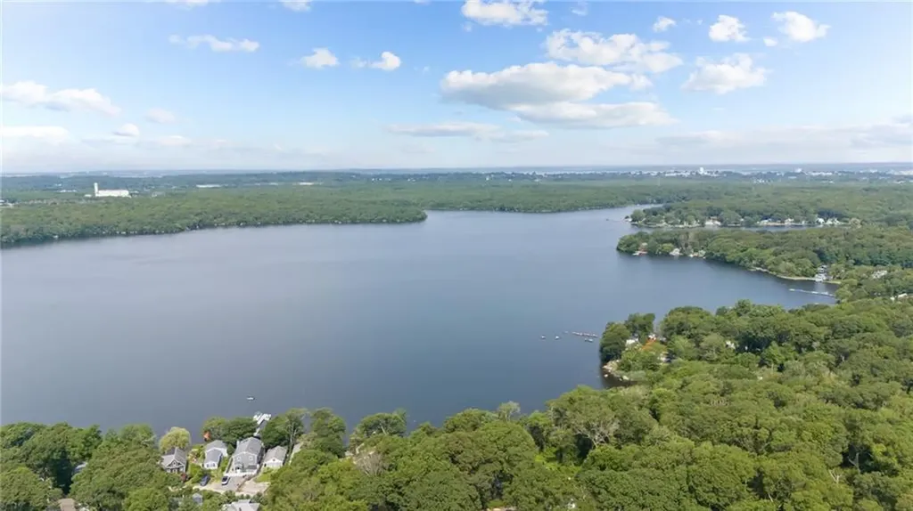106 108 Forand Lane Tiverton RI 02878