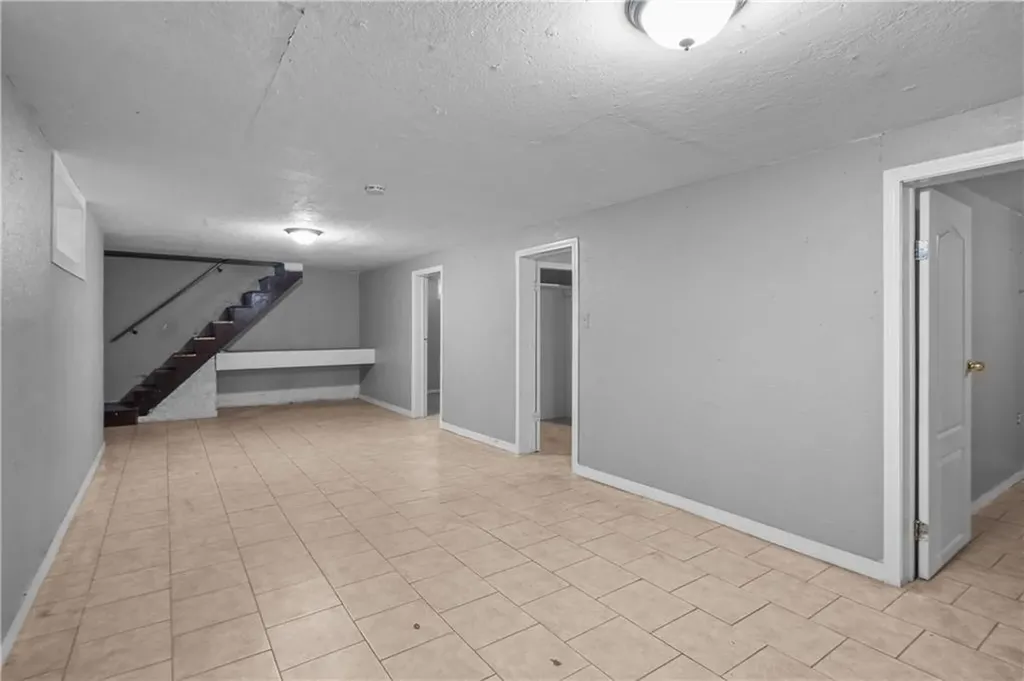 6 Blaine Street Johnston RI 02919