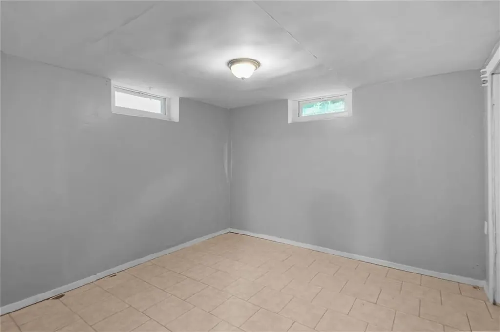 6 Blaine Street Johnston RI 02919