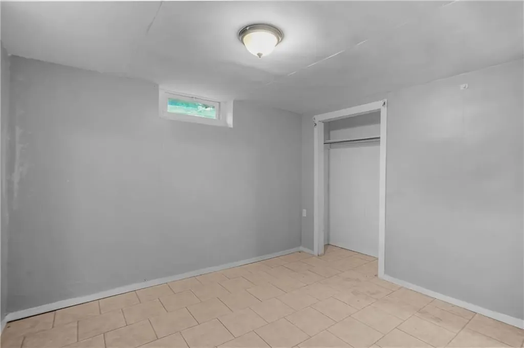 6 Blaine Street Johnston RI 02919