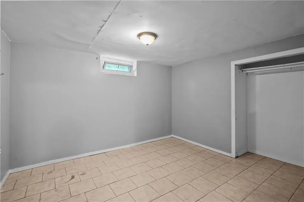 6 Blaine Street Johnston RI 02919