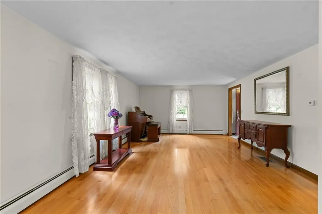 4 Plum Tree Lane Coventry RI 02816