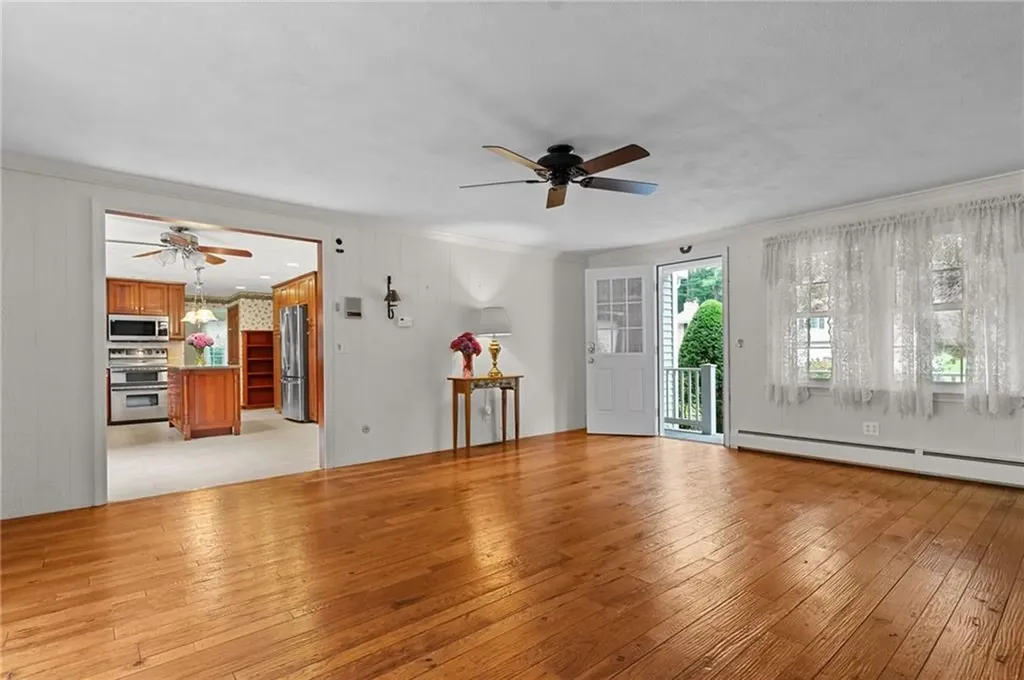 4 Plum Tree Lane Coventry RI 02816