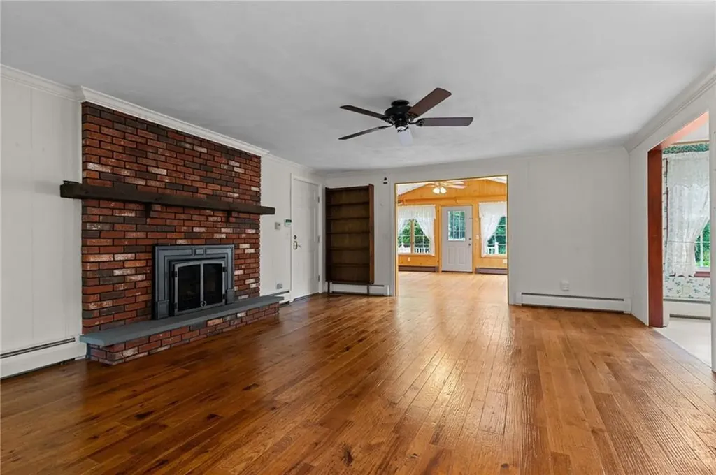 4 Plum Tree Lane Coventry RI 02816