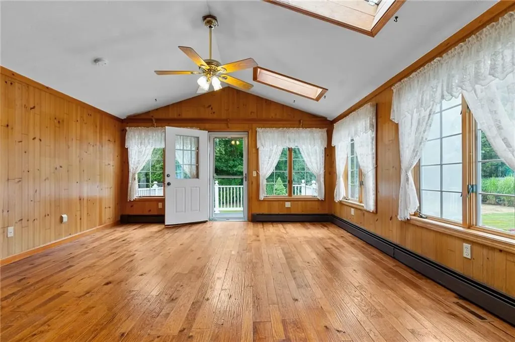 4 Plum Tree Lane Coventry RI 02816