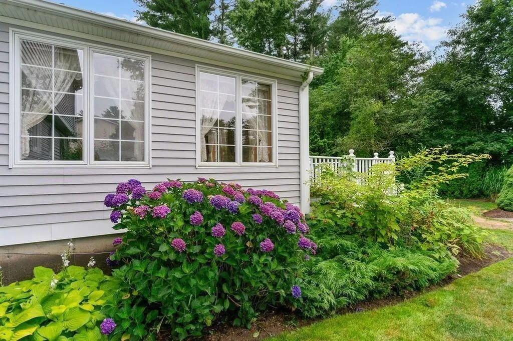 4 Plum Tree Lane Coventry RI 02816