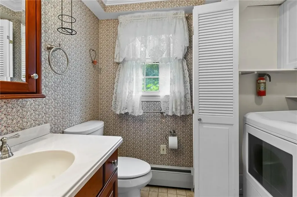 4 Plum Tree Lane Coventry RI 02816