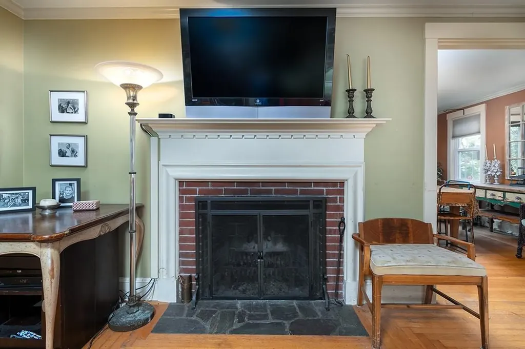 78 Westfield Road Warwick RI 02888