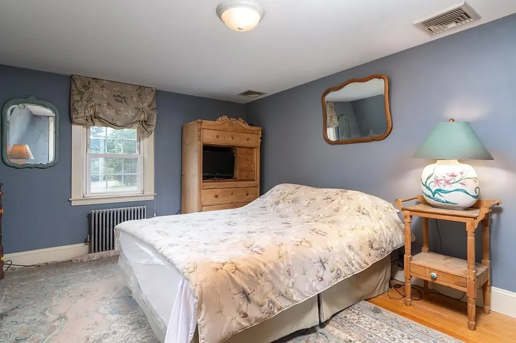 78 Westfield Road Warwick RI 02888