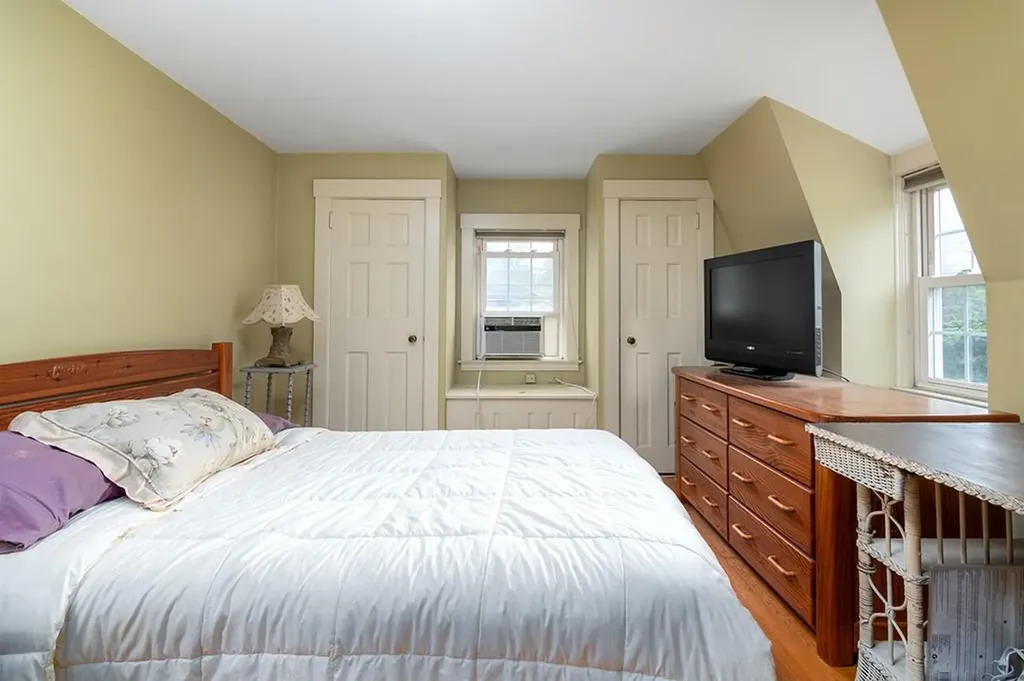 78 Westfield Road Warwick RI 02888