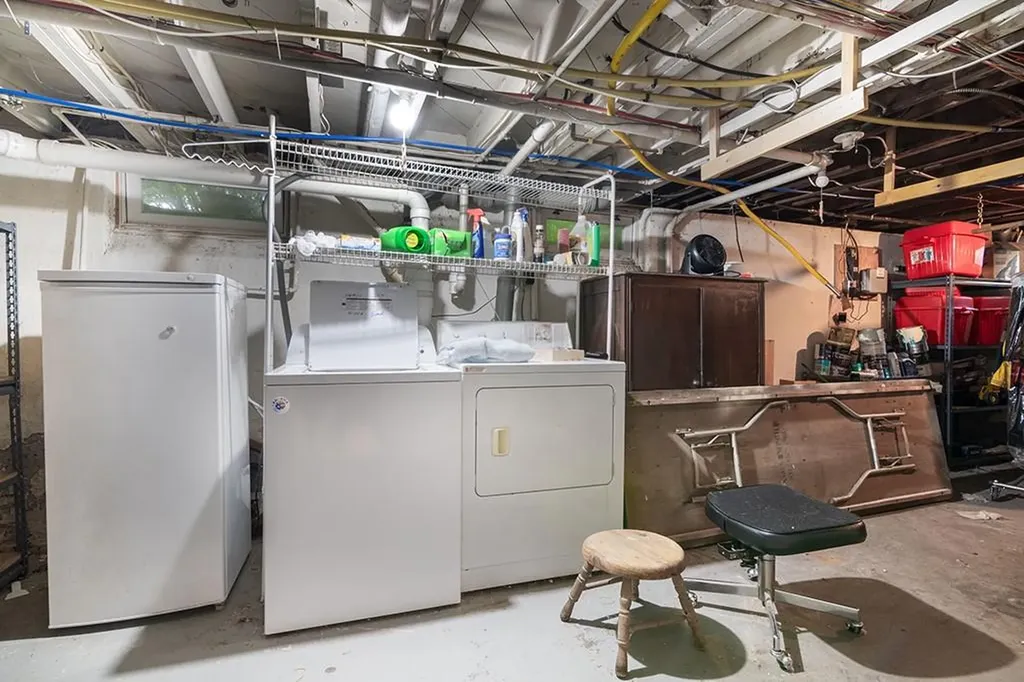 78 Westfield Road Warwick RI 02888