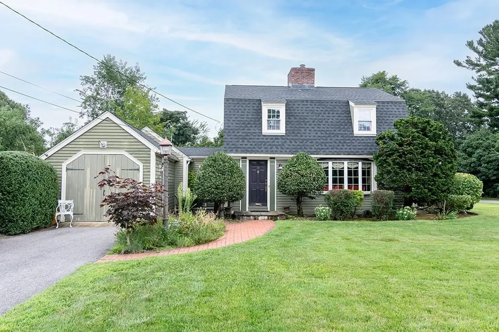 78 Westfield Road Warwick RI 02888