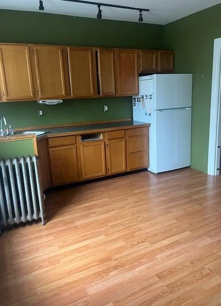 124 Providence Street Woonsocket RI 02895