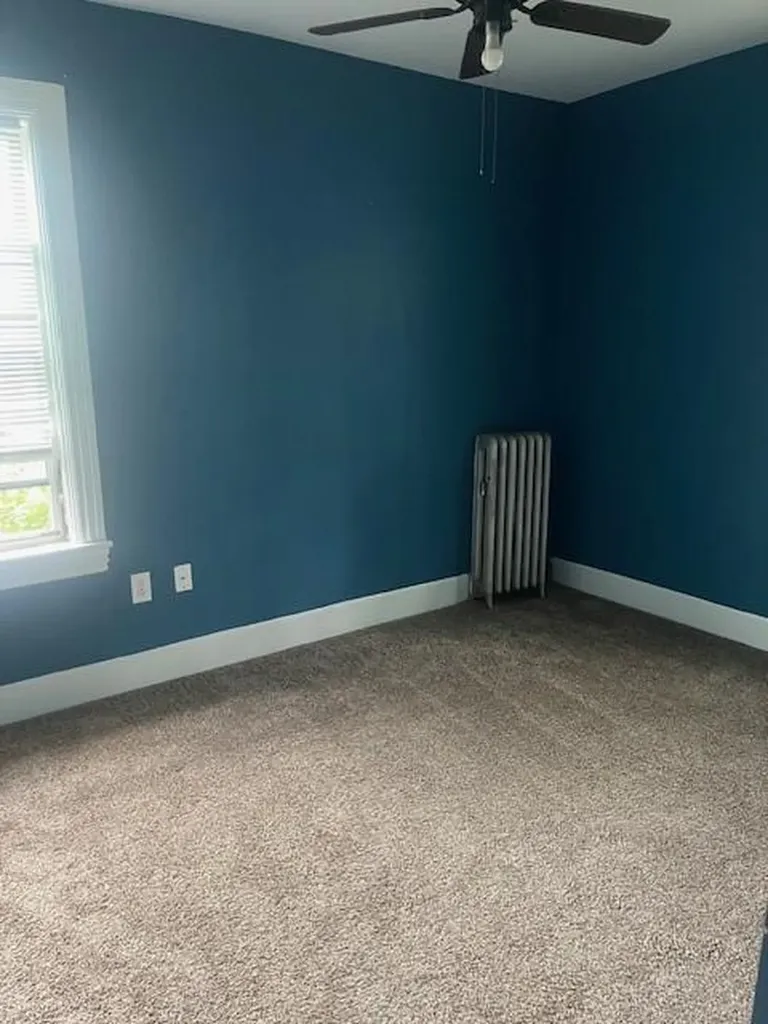 124 Providence Street Woonsocket RI 02895