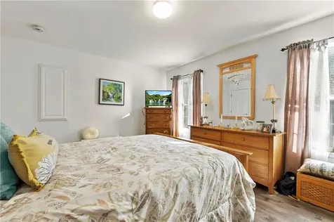 101 Lark Lane Tiverton RI 02878