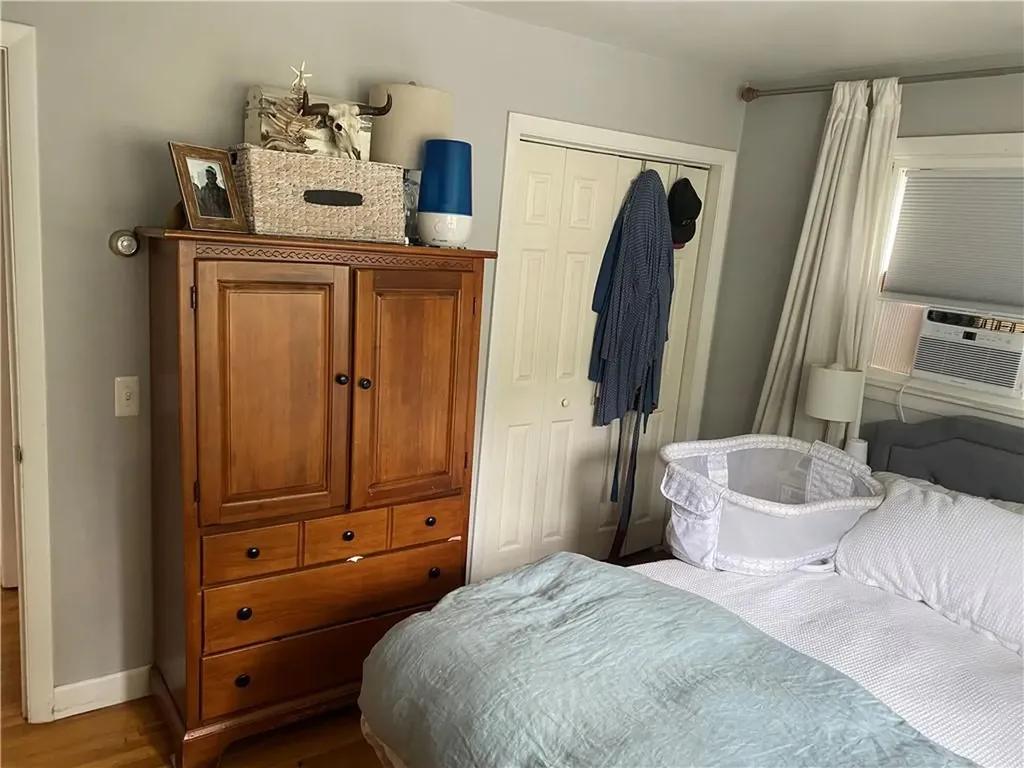 906 Mitchells Lane Middletown RI 02842
