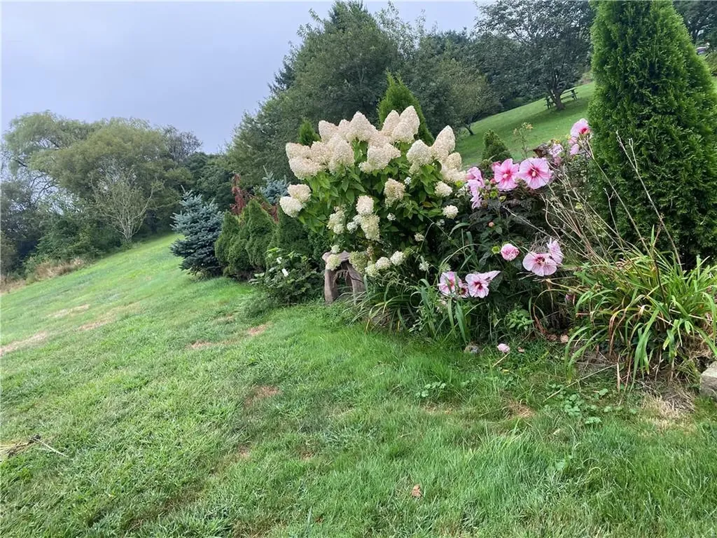 906 Mitchells Lane Middletown RI 02842
