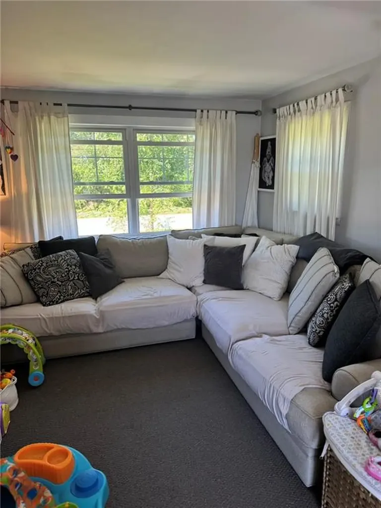 906 Mitchells Lane Middletown RI 02842