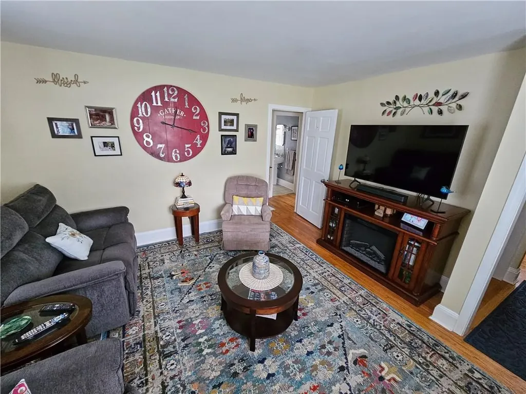 11 Welcome Road Smithfield RI 02917