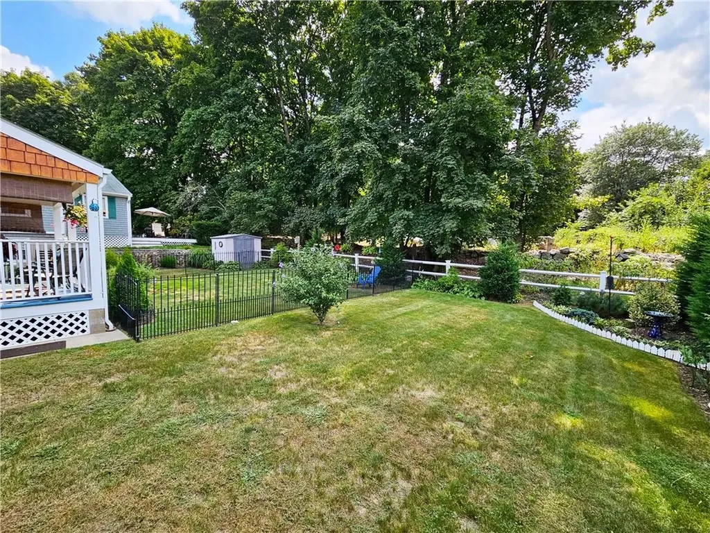 11 Welcome Road Smithfield RI 02917