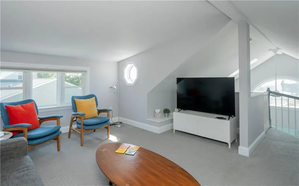 90 Wolcott Avenue Middletown RI 02842