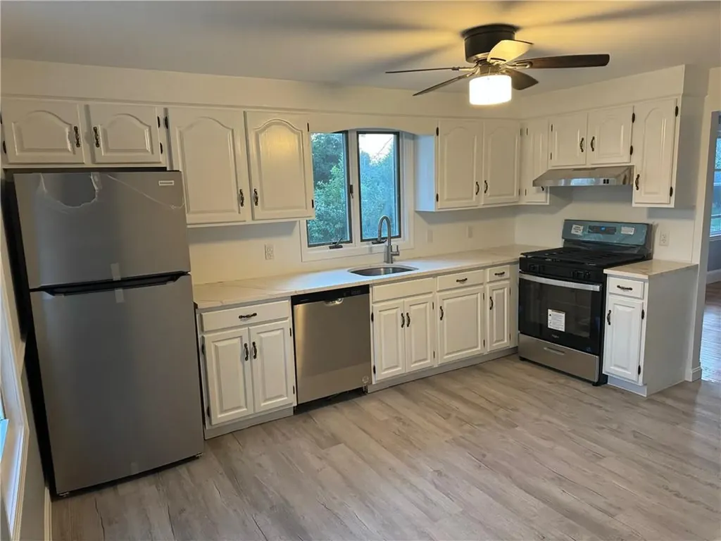 22 Appleton Street Cranston RI 02910